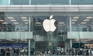Why Russians in large numbers are flocking to Apple Stores in this Asian hub with wads of cash