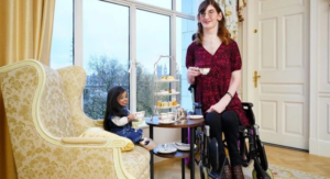 The tallest and shortest women in the world gather for afternoon tea
