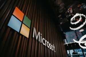 Microsoft Resolves Major Outlook and Teams Outage After after more than a day