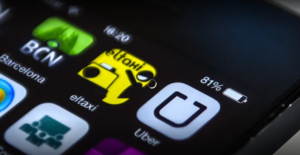 Rideshare drivers,, riders turn to Facebook groups amid Uber and Lyft fee concerns