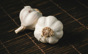 These Incredible Benefits of Eating Garlic, Learn the Right Time and Method to Consume It