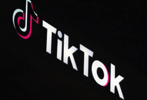 TikTok’s fate arrives at Supreme Court in collision of free speech and national security