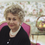 Tony Award-winning British actor Joan Plowright, widow of Laurence Olivier, dies at 95