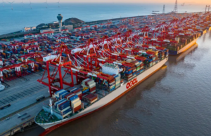 Trump considers 10% tariff on China from February