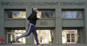 More Americans file for unemployment benefits last week, continuing claims highest in 3 years