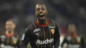 Frankfurt signs French striker Elye Wahi until 2030