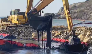 Rescue teams empty 1,500 tons of oil from Russian tanker