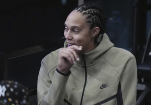 Brittney Griner plans to sign with the Atlanta Dream, ending her 11-year run with Phoenix