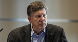 CEO of the nation’s largest public utility plans to retire