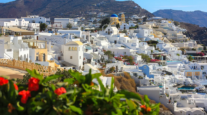 Schools shut as tremors shake Greece’s ‘Instagram island’