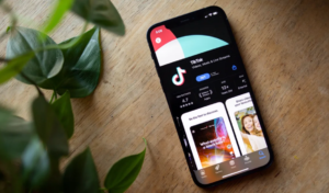 Elon Musk says he does not have plans to buy TikTok