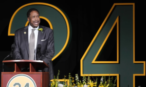 Hall of Famer Dave Winfield retires from players union