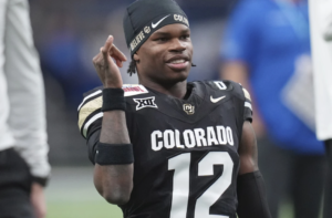 Travis Hunter already has coaches and executives convinced he can be two-way player in NFL