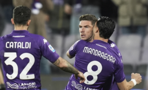 Fiorentina ends three-game losing run by beating lowly Lecce