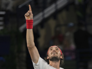 Tsitsipas ends losing streak in ATP 500 finals by beating Auger-Aliassime to win Dubai Championships