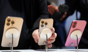 Apple needs a new reason to get you to buy a new iPhone. It may have one
