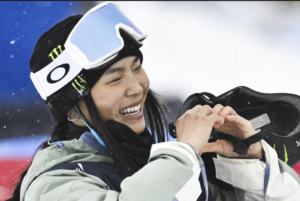 Chloe Kim, Scotty James win halfpipe golds at snowboard worlds