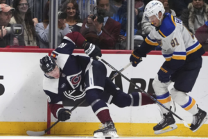 Blues forward Dylan Holloway leaves against Penguins because of lower-body injury