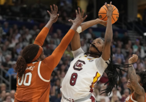 Standout freshmen UConn’s Sarah Strong, South Carolina’s Joyce Edwards meet for national title