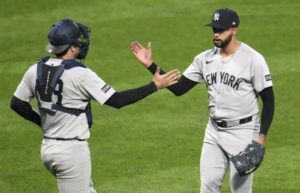 Yankees catcher Austin Wells’ breakfast burrito reviews draw more than 50,000 followers on Instagram