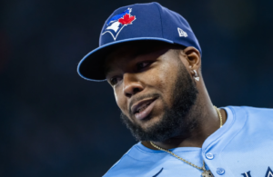 Guerrero, Blue Jays agree to a $500 million, 14-year deal that starts in 2026, source says