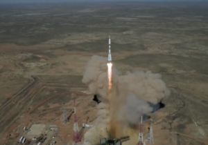 A US-Russian crew of 3 arrives at the International Space Station