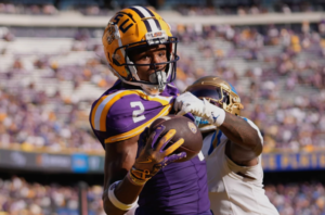 Former LSU receiver Kyren Lacy dead at age 24, university confirms