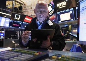Big Tech’s “Magnificent Seven” Faces Earnings Season Struggles Amid Trump-Driven Turmoil