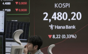 Wall Street Rises at Open, Recovering Some of Monday’s Losses