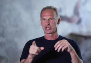 Czech Officials Denounce Russian Threats Against NHL Legend Dominik Hasek