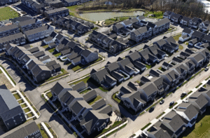March Home Sales Decline, Marking a Slow Start to the Spring Buying Season