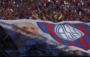 Argentina’s San Lorenzo club pays tribute to Pope Francis during match