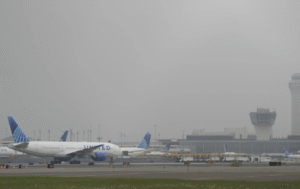 Air traffic controllers for Newark airport briefly lose radar access again