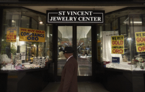 Economic jitters and soaring gold prices create a frenzy for US jewelry merchants
