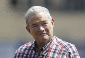 Sen. Kit Bond, whose mastery of pork-barrel spending benefitted his native Missouri, dies at 86
