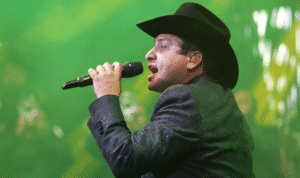 Mexican singer Julión Álvarez delays Texas concert following reported US visa cancellation