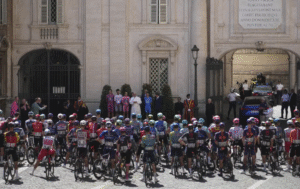 Pope Leo XIV Blesses Giro d’Italia Riders During Historic Final Stage Through Vatican Gardens