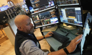 Oil Prices Surge Almost 7% as Stock Markets Drop Amid Crude Market Uncertainty