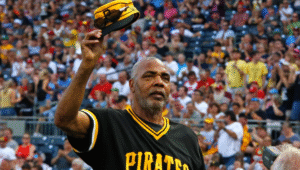 Dave Parker, Powerful Outfielder Known as ‘The Cobra’ and Hall of Famer, Passes Away at 74