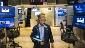 Wall Street Rebounds as U.S. Stocks Regain Most of Friday’s Losses